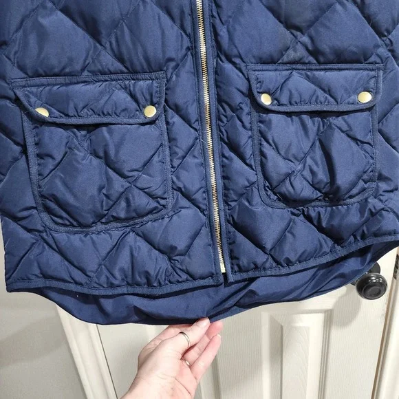Woolrich Women's Quilted Down Puffer Vest L Navy Zip Front Gold Snaps Pockets - Picture 7 of 13
